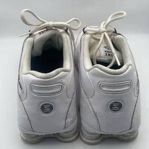 Nike | Shoes | Nike Shox Classic 2 White Silver 55 Youth  display picture 1